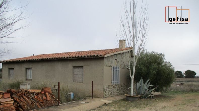Ciudad Real - Valdepeñas - 15000m2