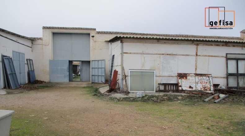 Ciudad Real - Valdepeñas - 15000m2
