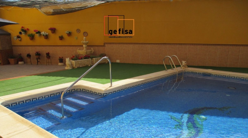 Ciudad Real - Valdepeñas - 395m2