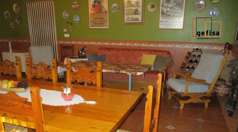 Ciudad Real - Valdepeñas - 395m2