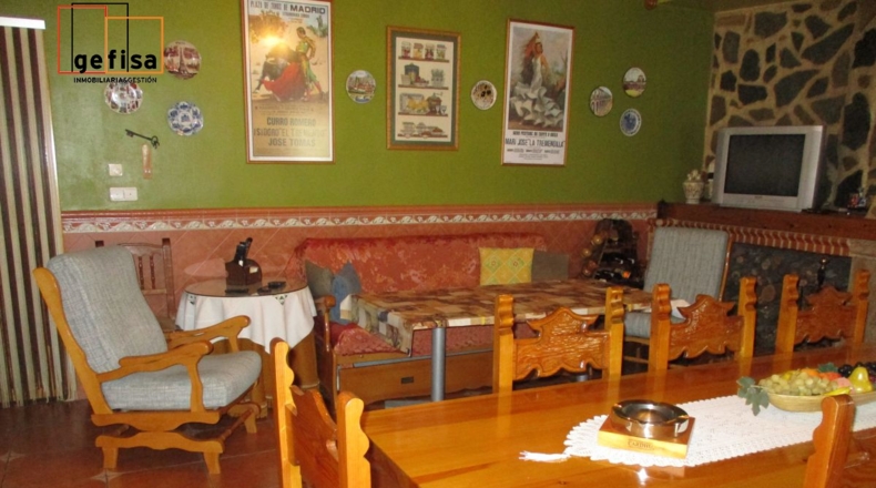 Ciudad Real - Valdepeñas - 395m2