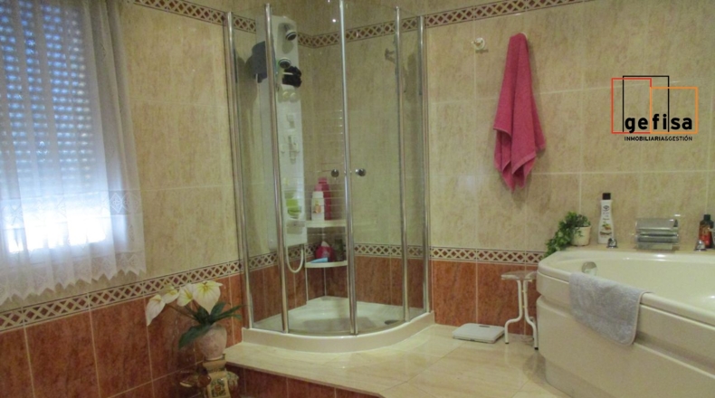 Ciudad Real - Valdepeñas - 395m2