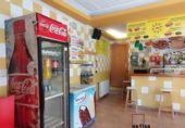 Дом с участком на продажу в городе Вальдепеньяс. Фото