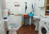 Дом с участком на продажу в городе Вальдепеньяс. Фото