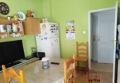 Дом с участком на продажу в городе Вальдепеньяс. Фото