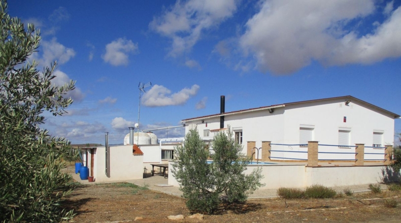 Ciudad Real - Valdepeñas - 5700m2