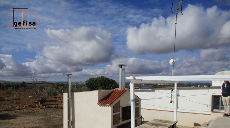 Ciudad Real - Valdepeñas - 5700m2