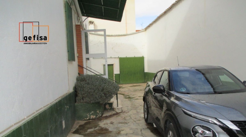 Ciudad Real - Valdepeñas - 428m2