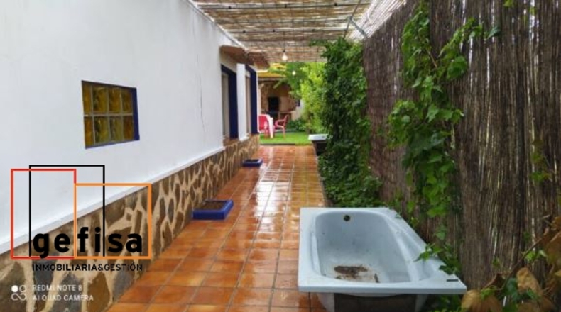 Ciudad Real - Valdepeñas - 2100m2