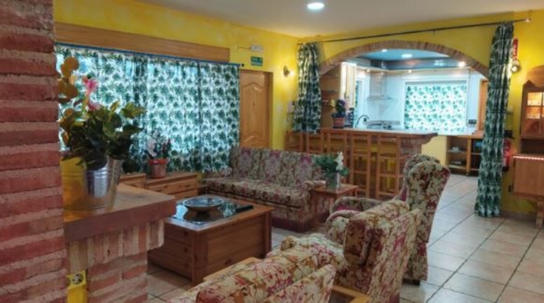 Ciudad Real - Valdepeñas - 2100m2