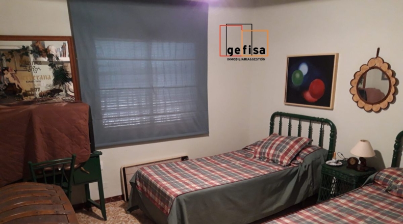 Ciudad Real - Valdepeñas - 11000m2
