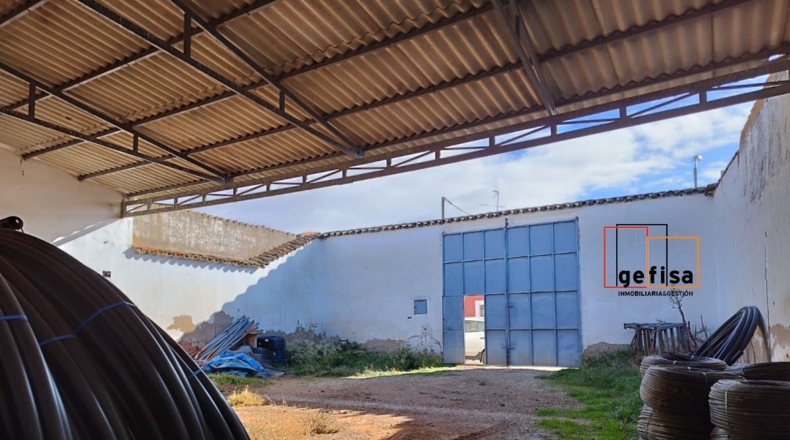 Ciudad Real - Valdepeñas - 275m2