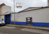 Промышленное здание на продажу в городе Вальдепеньяс. Фото