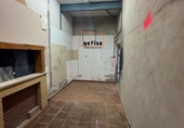 Промышленное здание на продажу в городе Вальдепеньяс. Фото