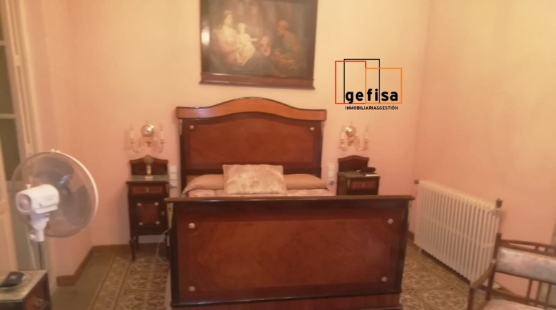 Ciudad Real - Valdepeñas - 774m2