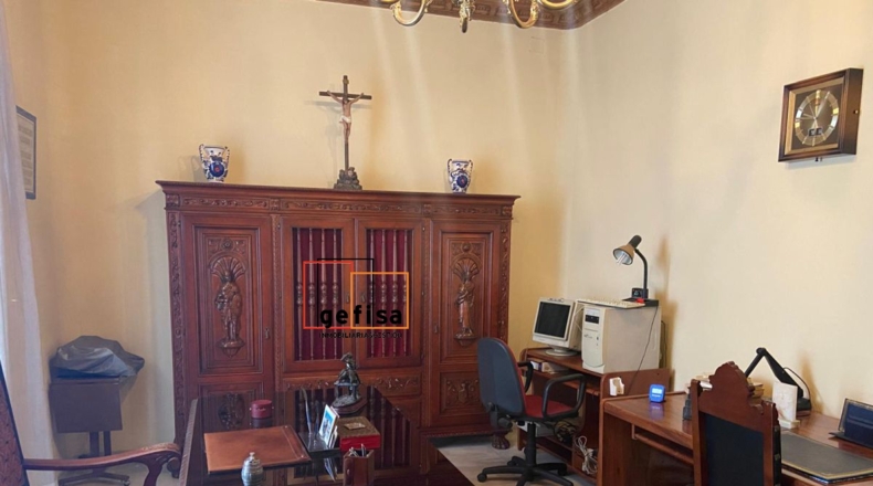 Ciudad Real - Valdepeñas - 280m2