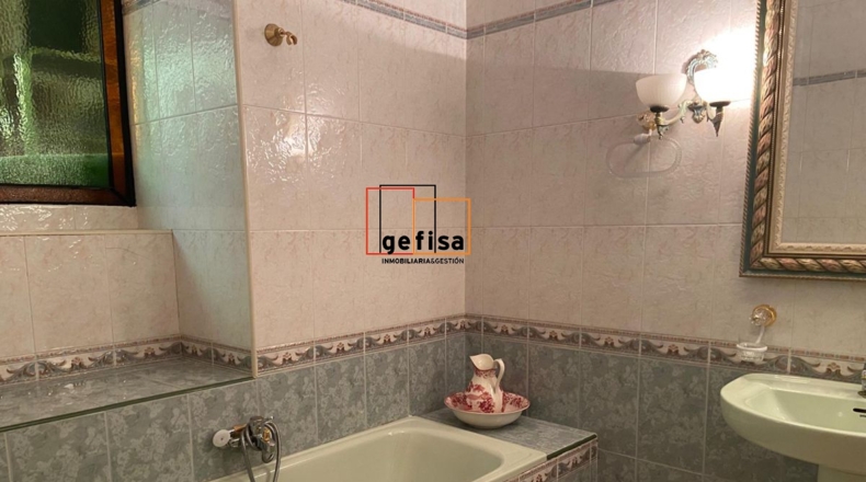 Ciudad Real - Valdepeñas - 280m2