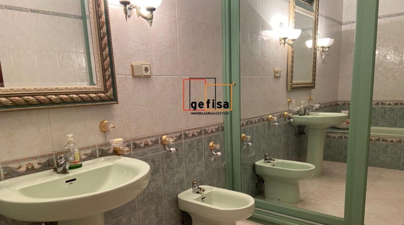 Ciudad Real - Valdepeñas - 280m2