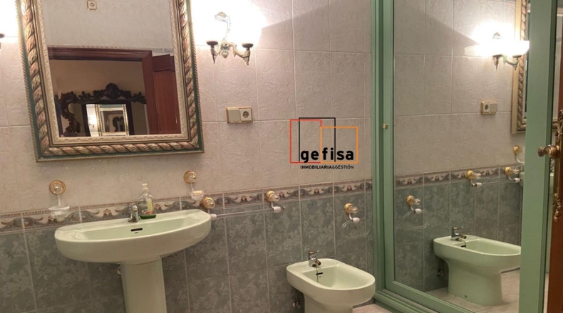 Ciudad Real - Valdepeñas - 280m2