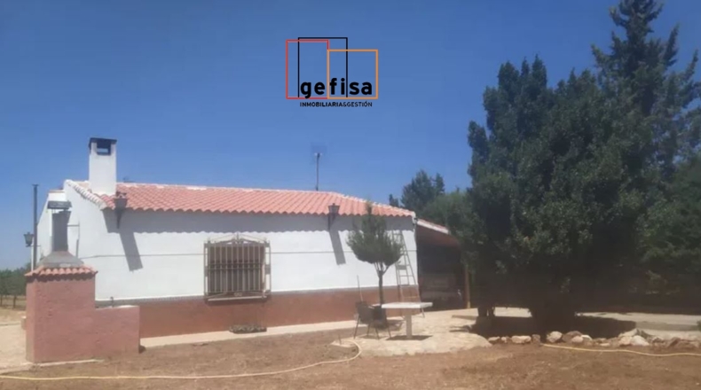 Ciudad Real - Valdepeñas - 17000m2
