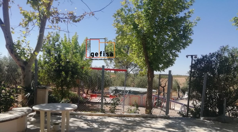 Ciudad Real - Valdepeñas - 3220m2