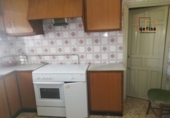 Дом с участком на продажу в городе Вальдепеньяс. Фото