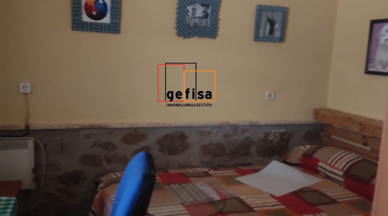 Ciudad Real - Valdepeñas - 10000m2