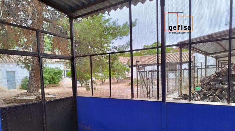 Ciudad Real - Valdepeñas - 1084m2