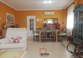 Xalet adossat amb terreny en venda a Valdepeñas ref.: TR183723 foto