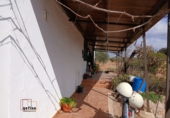 Casa de camp amb terreny en venda a Valdepeñas ref.: TR284998 foto
