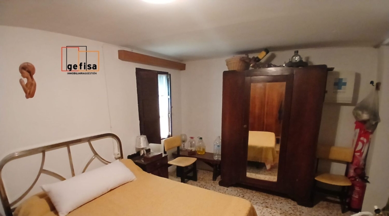 Ciudad Real - Valdepeñas - 5400m2