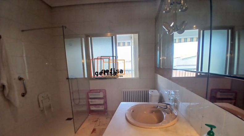 Ciudad Real - Valdepeñas - 604m2