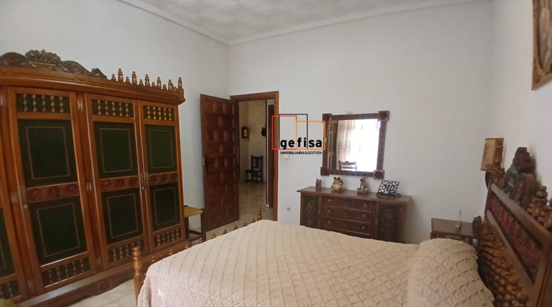 Ciudad Real - Valdepeñas - 604m2