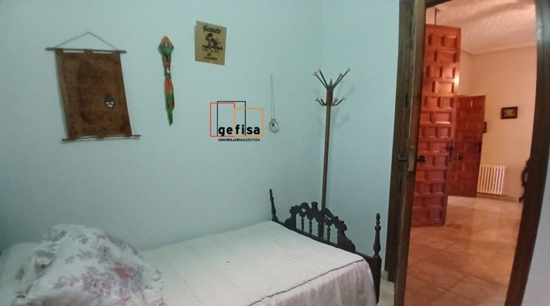 Ciudad Real - Valdepeñas - 604m2