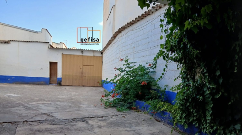Ciudad Real - Valdepeñas - 604m2