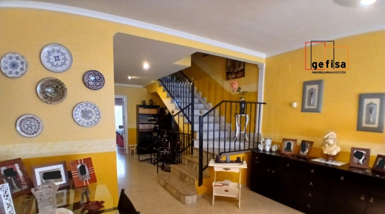 Ciudad Real - Valdepeñas - 218m2