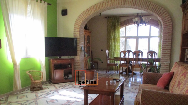 Ciudad Real - Valdepeñas - 640m2