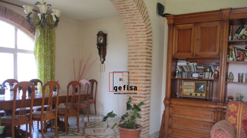 Ciudad Real - Valdepeñas - 640m2