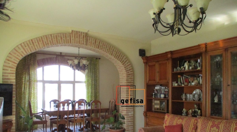 Ciudad Real - Valdepeñas - 640m2