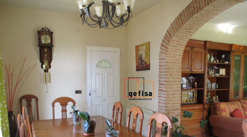 Ciudad Real - Valdepeñas - 640m2