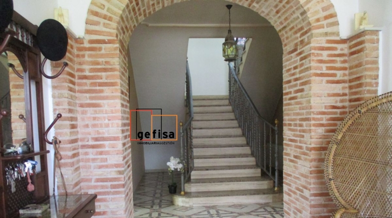 Ciudad Real - Valdepeñas - 640m2