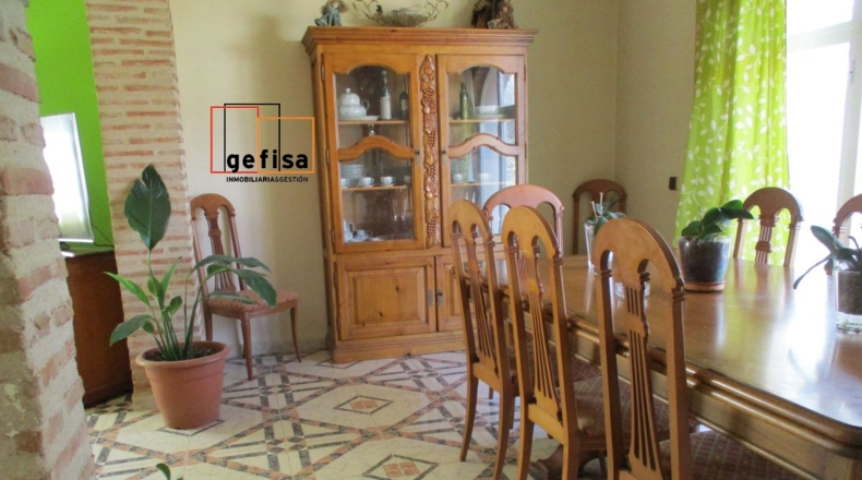 Ciudad Real - Valdepeñas - 640m2