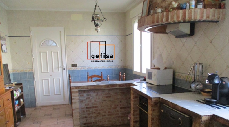Ciudad Real - Valdepeñas - 640m2