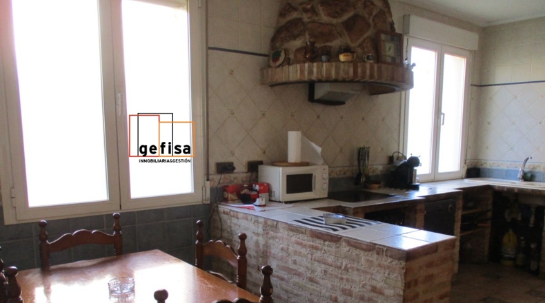 Ciudad Real - Valdepeñas - 640m2