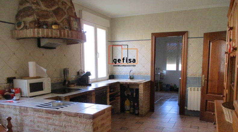 Ciudad Real - Valdepeñas - 640m2