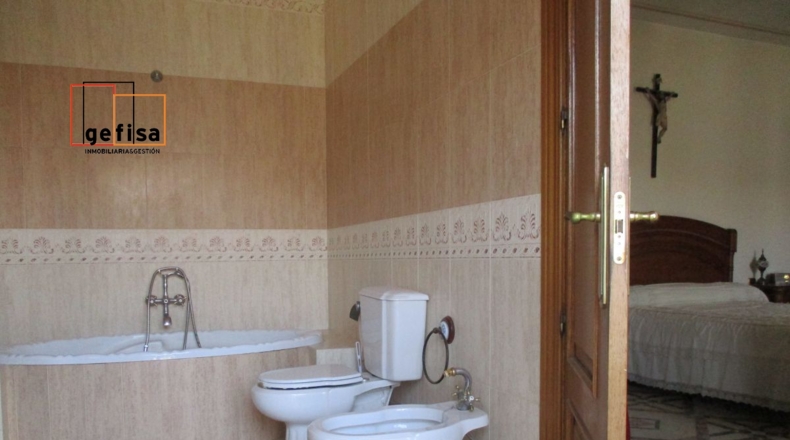 Ciudad Real - Valdepeñas - 640m2