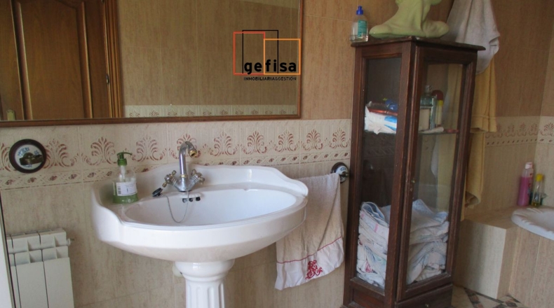 Ciudad Real - Valdepeñas - 640m2