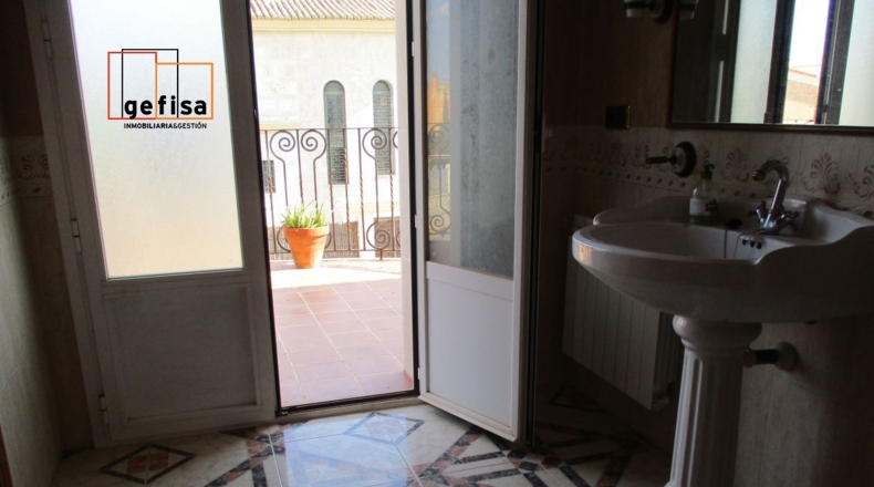 Ciudad Real - Valdepeñas - 640m2