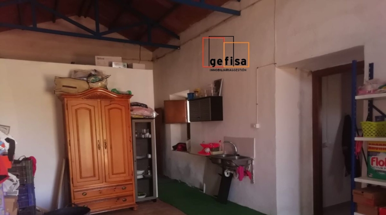 Ciudad Real - Valdepeñas - 6500m2