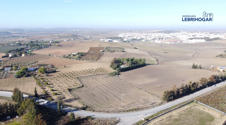 Sevilla - Lebrija - 9318m2